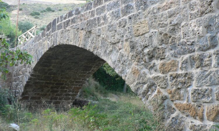 Proyecto de rehabilitación del puente san martín realizado por adra360