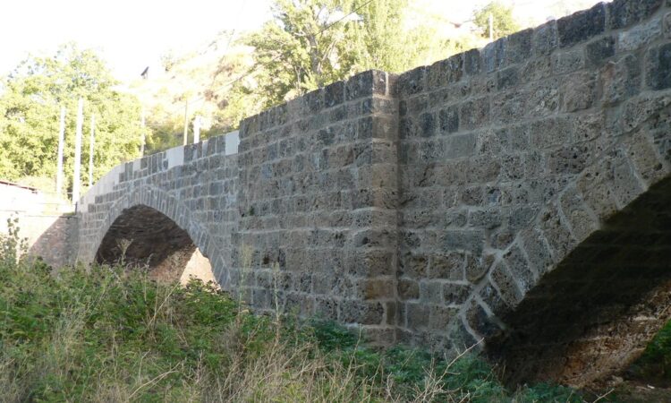 Proyecto de rehabilitación del puente san martín realizado por adra360